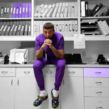 b26bd1ee04bc82a19d75 – Crocs Slides Collection for All-Day Comfort