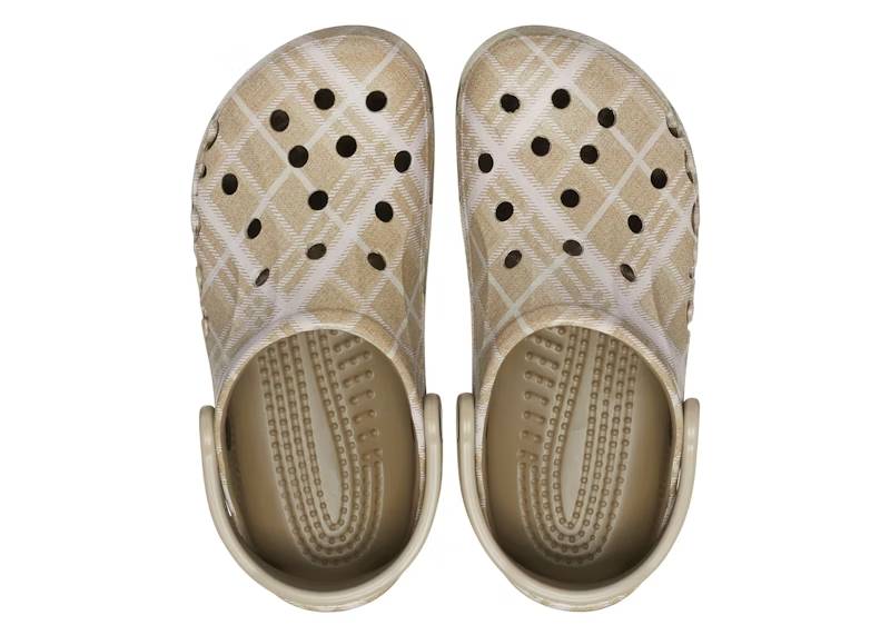 crocs baya clog holiday plaid cobblestone – Crocs Slides Collection for All-Day Comfort