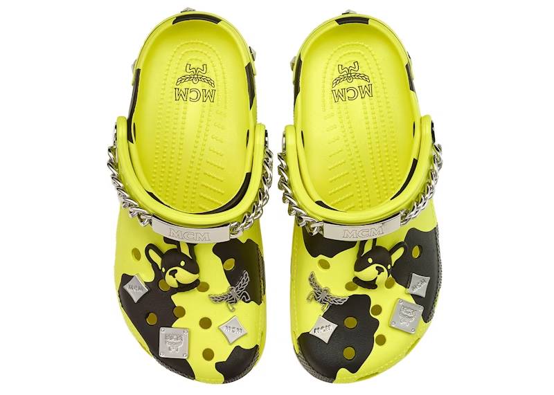 crocs classic clog mcm camoflauge print neon yellow – Crocs Slides Collection for All-Day Comfort