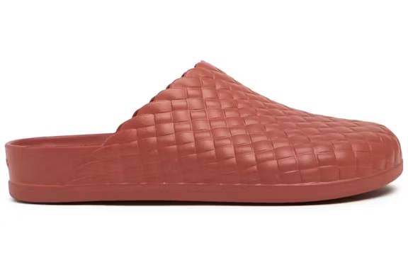 crocs dylan woven clog cognac – Crocs Slides Collection for All-Day Comfort