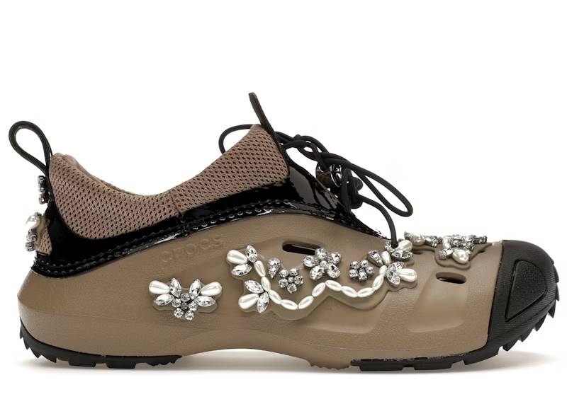 crocs quick trail simone rocha khaki – Crocs Slides Collection for All-Day Comfort